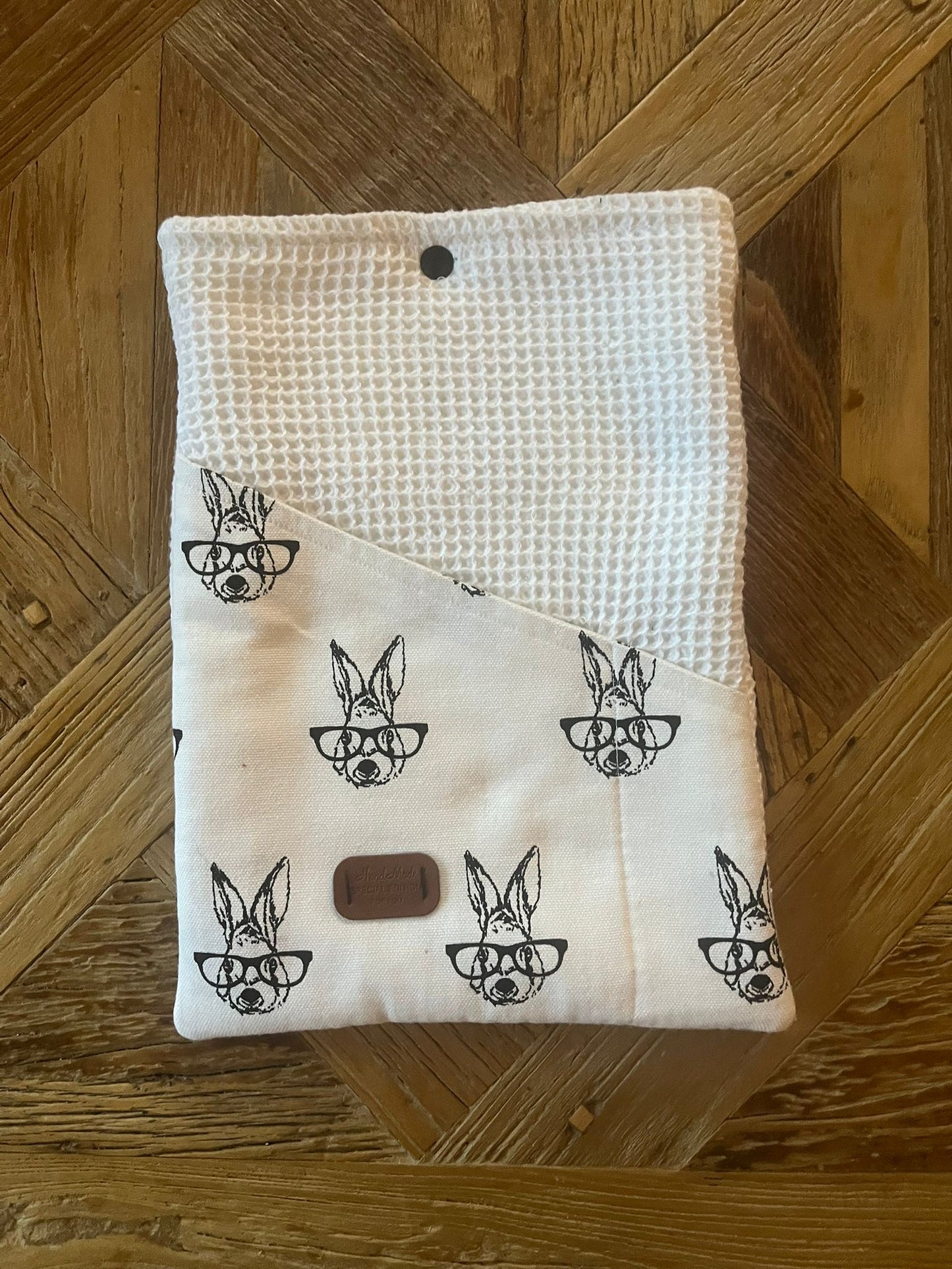 Witte boekhoes met hazen print
